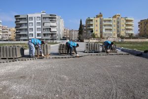 HALİLİYE BELEDİYESİNDEN 3 MAHALLEDE ÜST YAPI ÇALIŞMASI