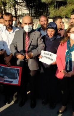 CHP Genel Başkan Yardımcısı Karaca ve CHP Heyeti’nden Şenyaşar, Ailesine Ziyaret