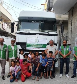 İHH’DAN İDLİBE 1 TIR İNSANİ YARDIM