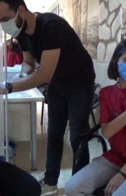 GENÇLERE AŞILARINIZI ERTELEMEYİN UYARISI