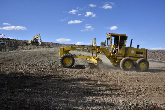 Okullar bölgesinde otopark çalışması