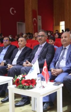 EYYÜBİYE BELEDİYESİ, ÖĞRETMENLER GÜNÜ ÖZEL ETKNLİĞİ DÜZENLEDİ