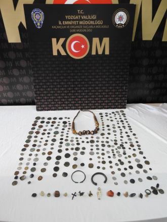 TARİHİ ESER OPERASYONUNDA 252 SİKKE VE 27 OBJE ELE GEÇİRİLDİ