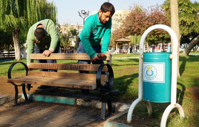HALİLİYE’DE PARKLARIN ÇEHRESİ DEĞİŞİYOR