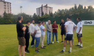 Şanlıurfaspor taraftarlarından Altay’a ziyaret