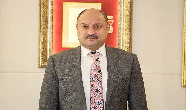  Başkan Gülpınar’a Uluslararası İlişkilerde Yılın Üstün Hizmet Ödülü