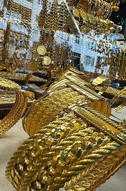 Haftanın İlk Gününde Altın Kaç TL’den İşlem Görüyor?
