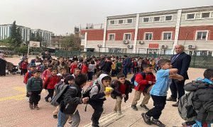 Urfa’da Ara Tatilin Sona Ermesiyle Öğrenci Ve Öğretmenler Ders Başı Yaptı