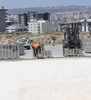 Doğukent’te Üstyapı Çalışmaları Sürüyor