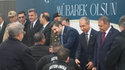 Urfa’da tarihi camide bayramlaşma