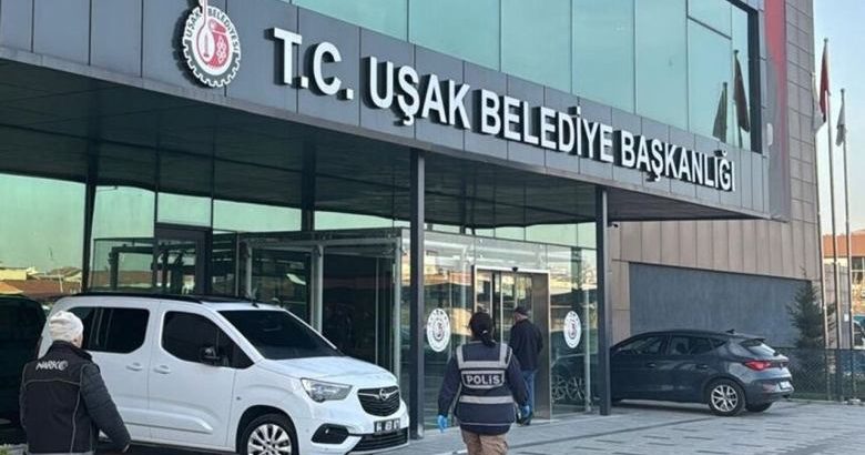  CHP’li Belediyelere Operasyon: Uşak ve Marmaris’te Gözaltılar