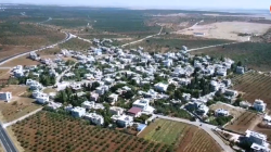 Halfeti’deki Komünist köyü eşsiz manzarasıyla dikkat çekiyor