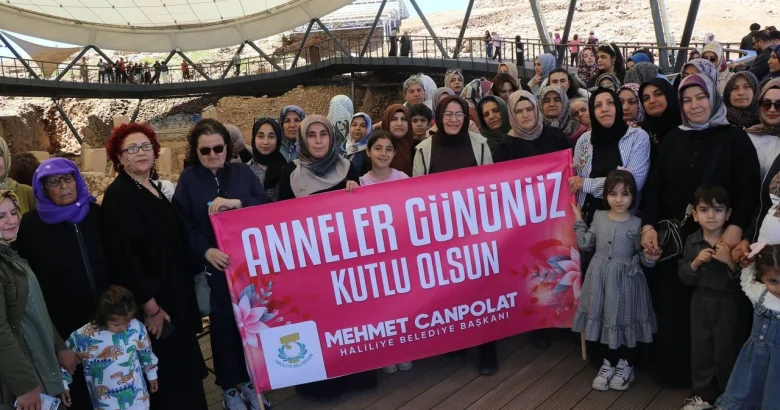  Haliliye’den Göbeklitepeye Anneler Günü Gezisi