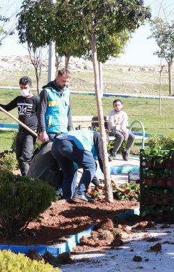 DOĞANIN HARİKA RENKLERİ, EYYÜBİYE’DE TOPRAKLA BULUŞUYOR