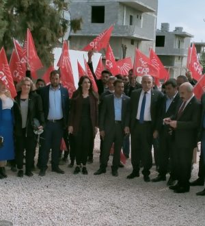 Şanlıurfa’da Ak Parti’den CHP’ye Katılım