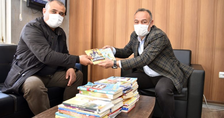  Siverek Belediyesinden kütüphaneye kitap desteği