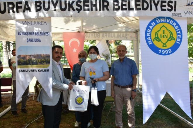  Şanlıurfa Büyükşehir Belediyesi ve Harran Üniversitesi Gençler İçin Tercih Destek Merkezi Açtı