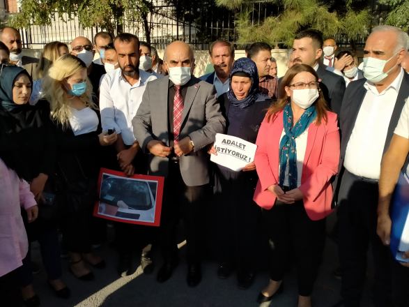 CHP Genel Başkan Yardımcısı Karaca ve CHP Heyeti’nden Şenyaşar, Ailesine Ziyaret