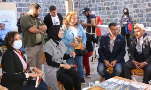 Siverek Belediyesi yazar ve şairleri halka buluşturmaya başladı