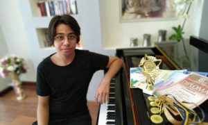 URFALI PİYANİSTTEN ULUSLARARASI BAŞARI