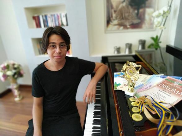 URFALI PİYANİSTTEN ULUSLARARASI BAŞARI