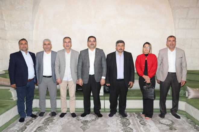 GAZETECİLER BAŞKAN CANPOLAT İLE BİR ARAYA GELDİ