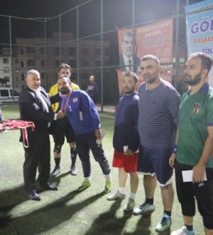 GÖBEKLİTEPE BAŞKANLIK HALI SAHA MAÇI KUPASINI OVABEYLİSPOR KAZANDI