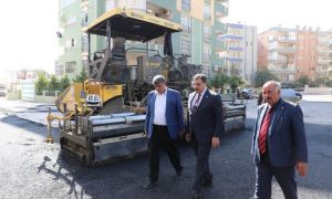 BAŞKAN CANPOLAT: YOĞUN BİR ASFALT ÇALIŞMASI SÜRDÜRÜYORUZ