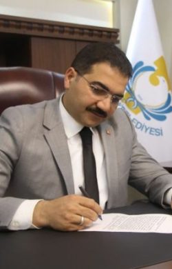 BAŞKAN CANPOLAT: CUMHURİYETİMİZİN 98’İNCİ YIL DÖNÜMÜ KUTLU OLSUN