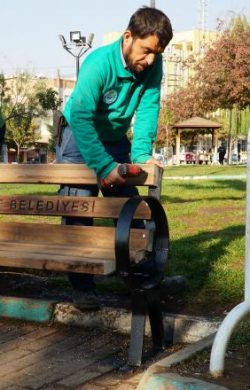 HALİLİYE’DE PARKLARIN ÇEHRESİ DEĞİŞİYOR