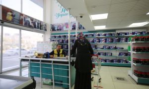 HALİLİYE BELEDİYESİ, SOSYAL MARKETLE GÖNÜLLERE DOKUNUYOR