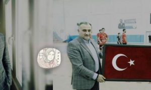 VOLEYBOL ANTRENÖRÜ ULUDAĞ’A ANLAMLI HEDİYE