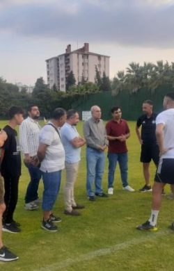 Şanlıurfaspor taraftarlarından Altay’a ziyaret