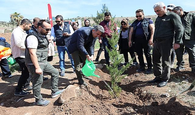  AK Parti İl Teşkilatı Fidan Dikimi Gerçekleştirdi