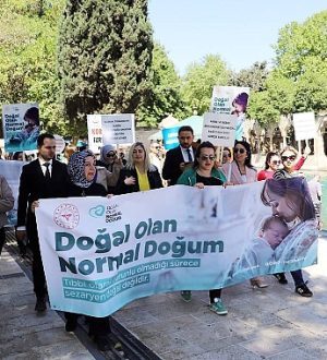 Balıklıgöl’de Doğum Bilinci Yükseldi: Sağlıkçılar Yürüdü