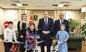 Başkan Gülpınar, Öğrencileri Makamında Ağırladı