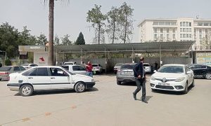 Şanlıurfa’da Gökten Çamur Yağdı: Oto Yıkamacılarda Yoğunluk Yaşandı