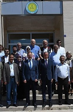 GAP Tarımsal Araştırma Enstitüsü ve TAGEM’den Harran Üniversitesi’ne Ziyaret