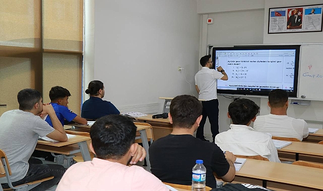  Haliliye Belediyesi’nden Eğitime Destek: Gençlere Ücretsiz Dershane
