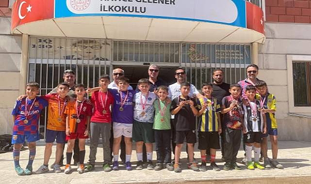  Haliliye’de Düzenlenen Futbol Turnuvasında Şampiyonlar Belli Oldu