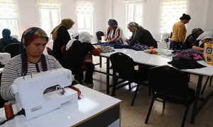 Haliliye’de Kadınlar, Dikiş-Nakış Kurslarıyla Hem Öğreniyor Hem Üretiyor
