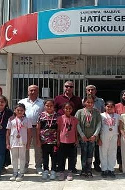 Hatice Gelener İlkokulu’nda Kızlar Yakan Top Turnuvası’nda Şampiyonlar Belli Oldu