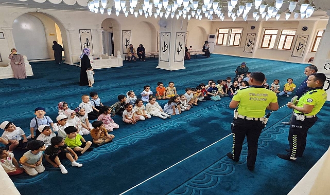  Miniklere Trafik Kuralları Anlatıldı
