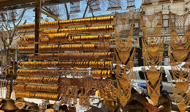  Şanlıurfa’da Altın Piyasası Hareketli: Gram Altın Geriledi