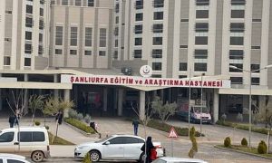 Şanlıurfa’da Balkondan Atlayan Kadın Ağır Yaralandı