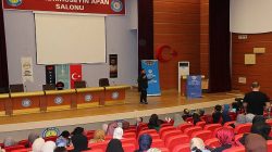 Şanlıurfa’da “İnsan Allah’ın Aynasıdır” Konferansı Düzenlendi