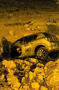 Şanlıurfa’da Kaza: Köpeğe Çarpmamak İçin Kayalıklara Uçtu