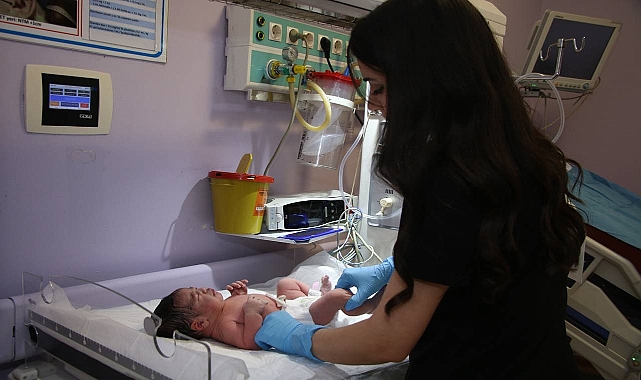  Şanlıurfa Eğitim ve Araştırma Hastanesi’nde Anne ve Bebek Dostu Doğum Deneyimi