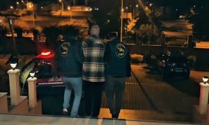 Türkiye’de Uluslararası Aranan İki Şahıs Yakalandı