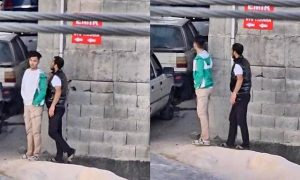 Urfa’da Hırsızlık Kamerada: Ustaya Ait Malzemeleri Çalıp Kayboldular